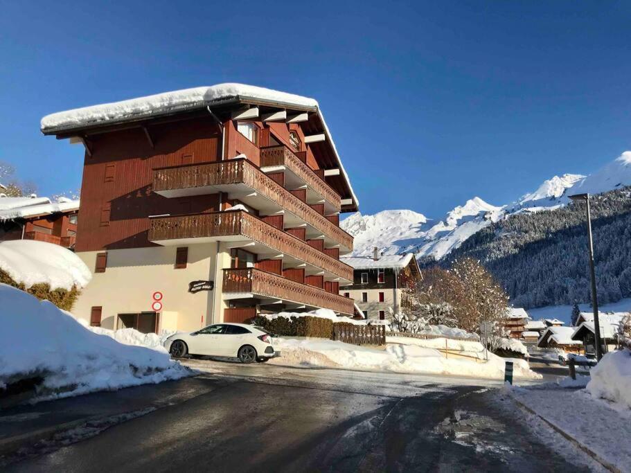Appartement Cosy Avec Terrasse Sud - Proche Village La Clusaz Kültér fotó